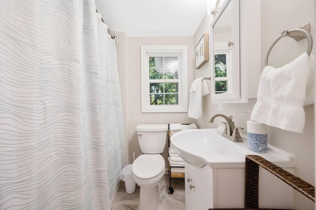 * Lux Modern Retreat * Downtown * King Beds * Apartment Durham Bagian luar foto